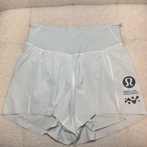 Lululemon Nulux Road to Trail High-Rise Short 4" / Bone